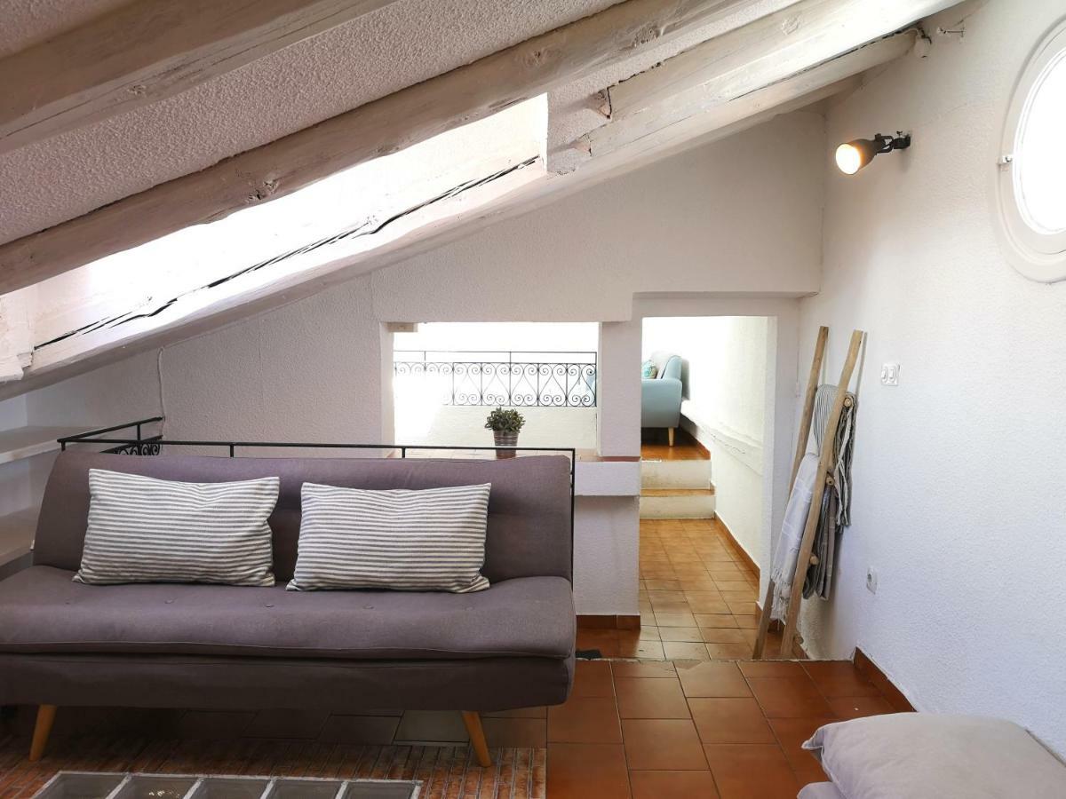 Apartamento Atocha 68 Apartment Madrid Exterior photo